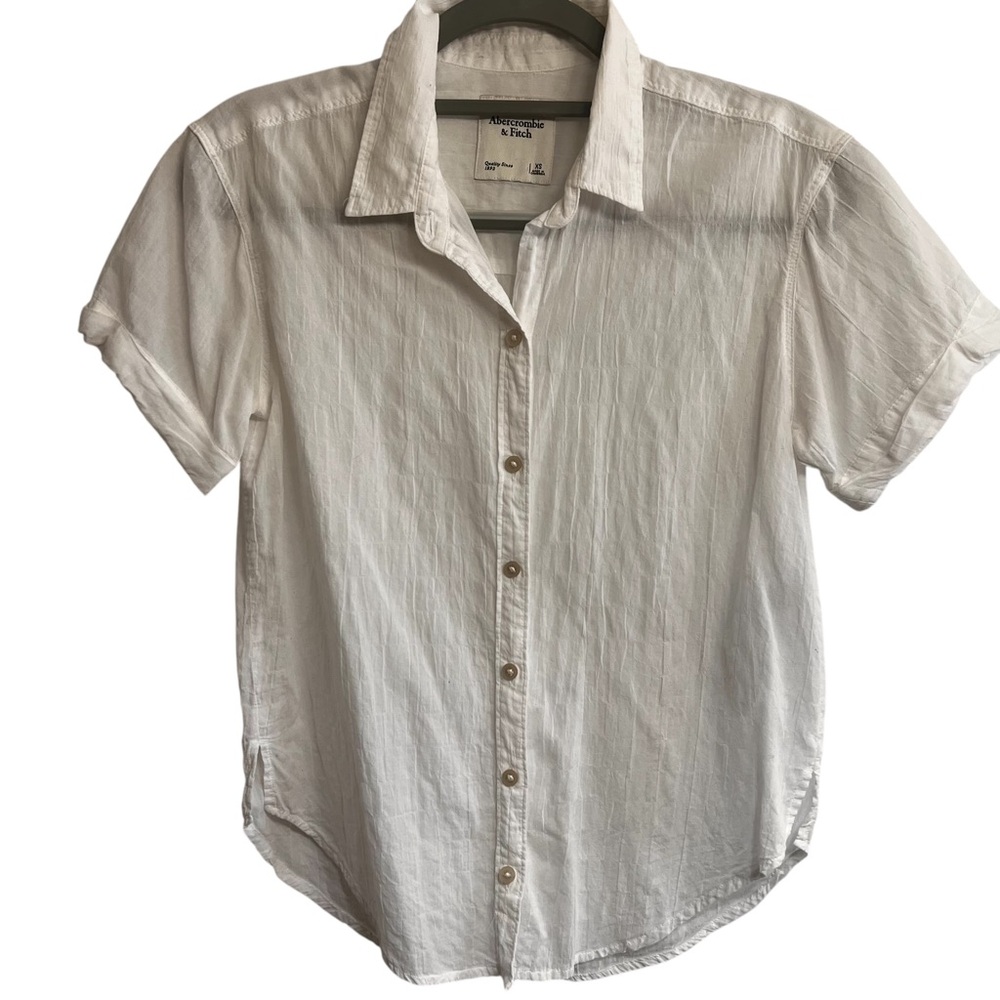 Abercrombie & Fitch White Short Sleeve Button-Up Shirt 99% Cotton Lightweight